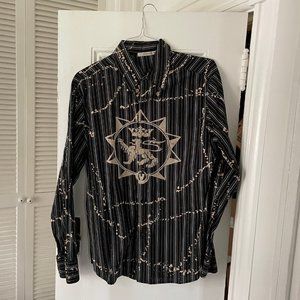 Division E men's shirt